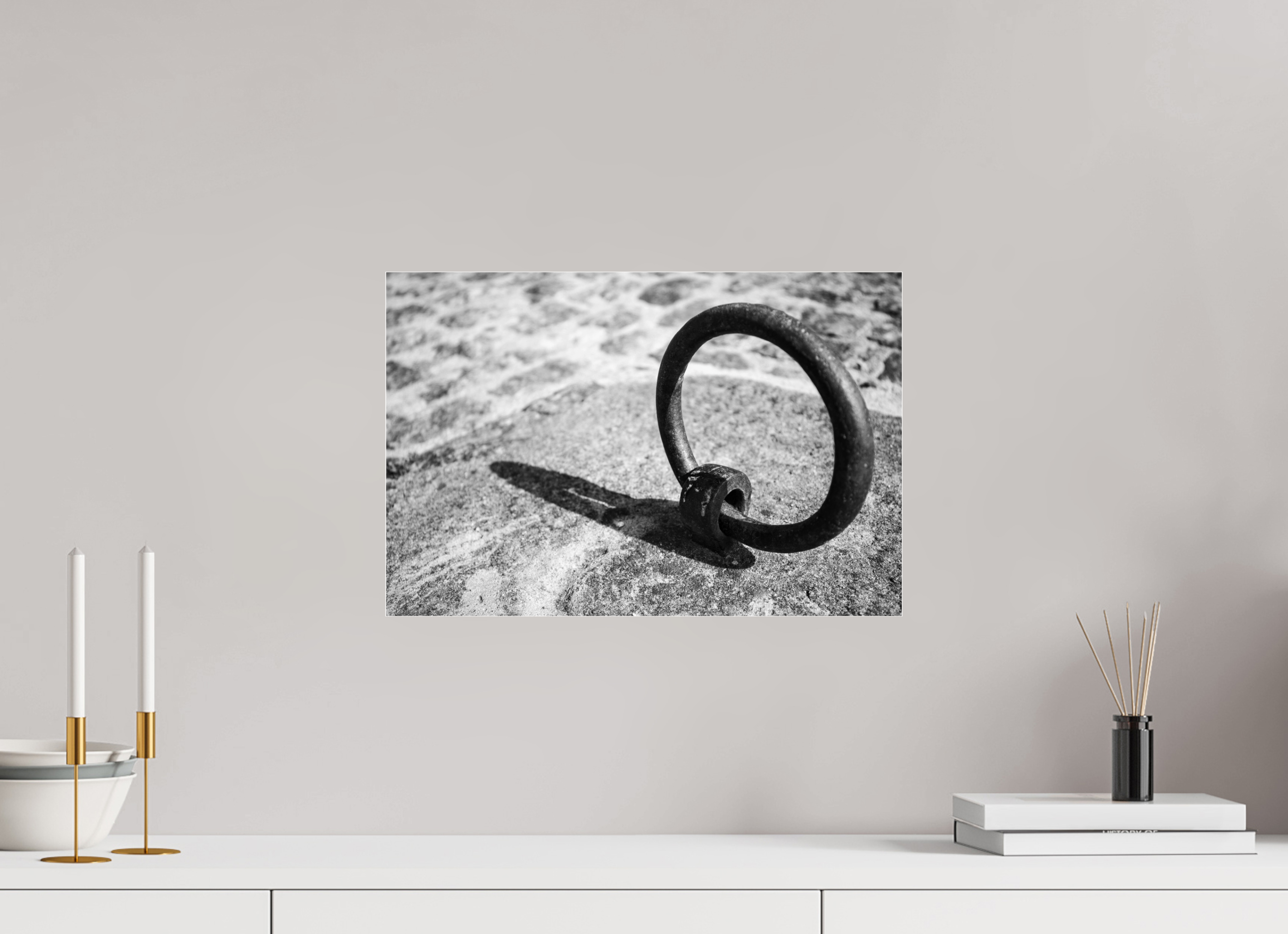 The Mooring Ring, 45 x 30 cm, under acrylic glass