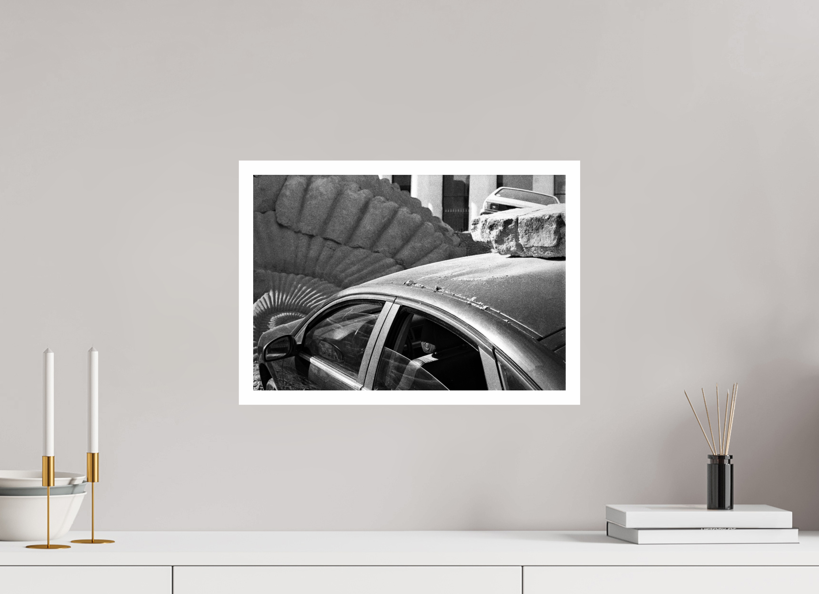 Ammonite and Estate Car, 43,5 x 30 cm, the bare print