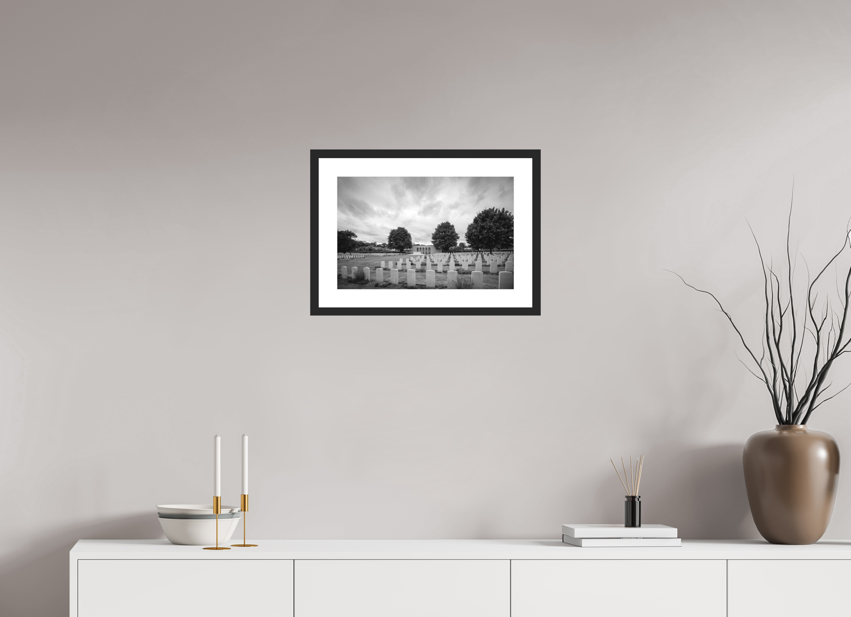46,5 x 30 cm, Framed Black and White Photo Paper Baryté Still on Parade