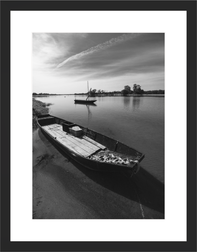 Main image Beached on the Loire