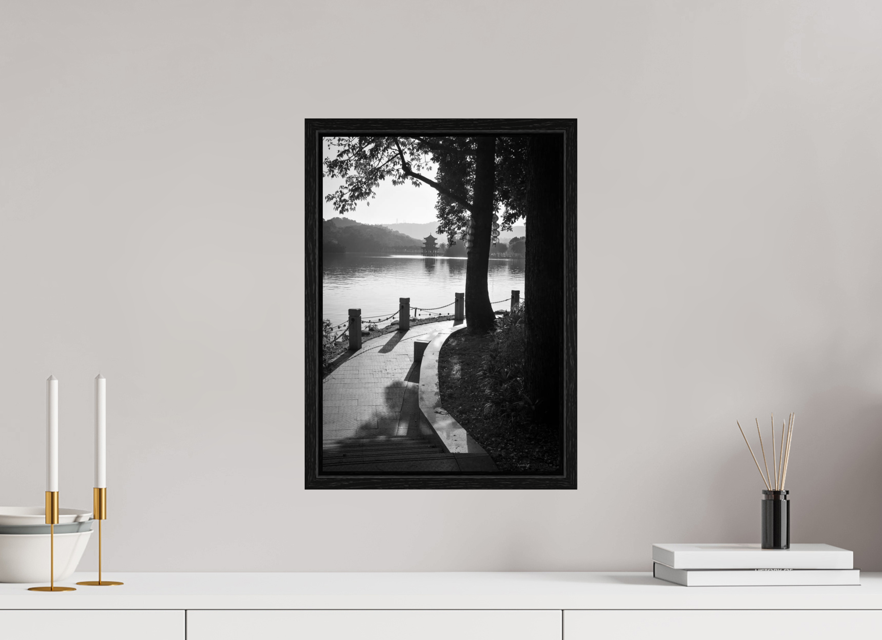 ISO A3 (29,7 x 42 cm), Floater Frame Path to the Pavilion