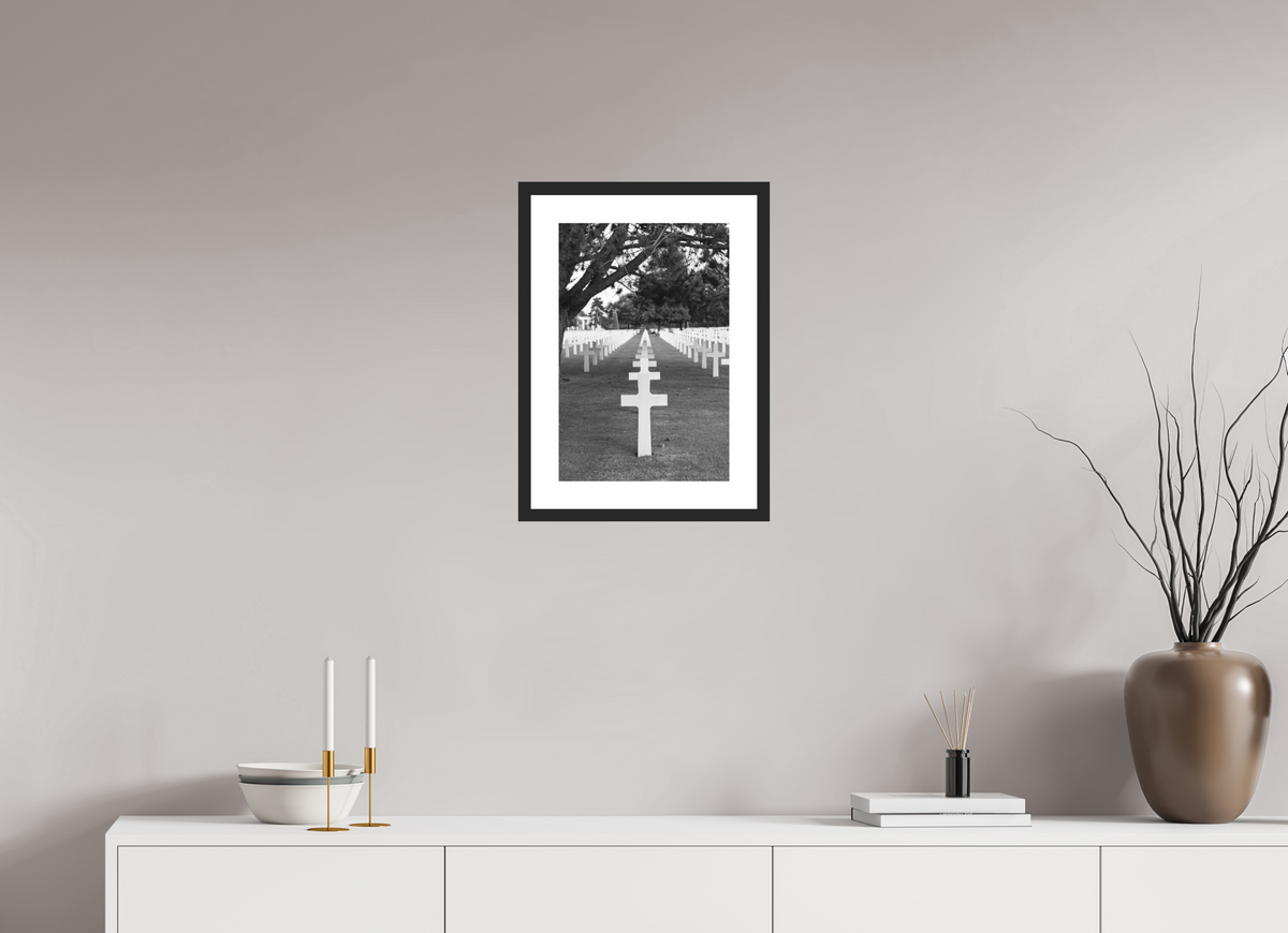 30 x 45 cm, Framed Black and White Photos Baryté Paper One at a Time