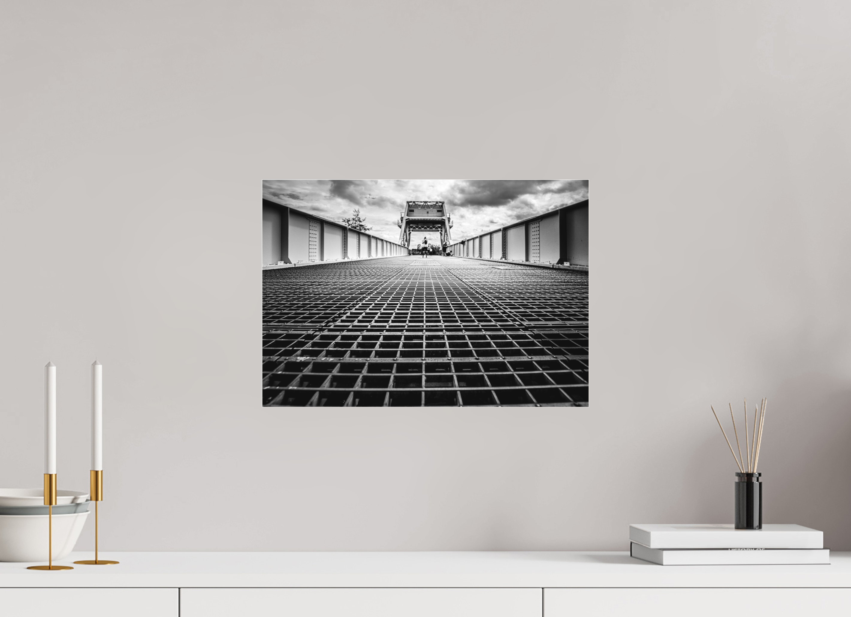 43,1 x 30 cm, Tirage Ilford noir et blanc sous Plexi The Deck Grating, Pegasus Bridge
