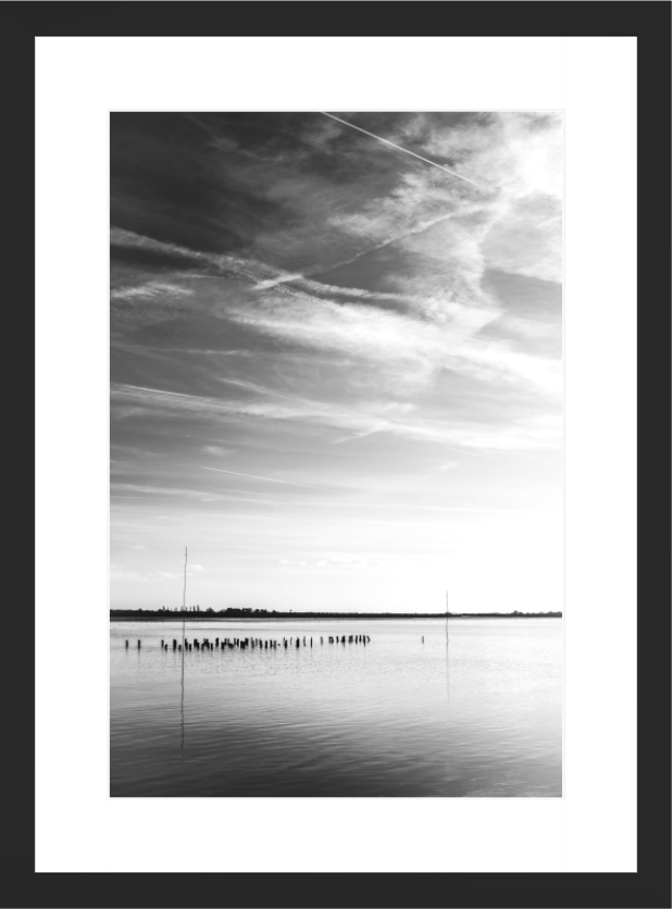 Main image Skyline of Absence